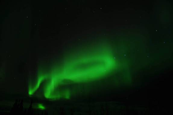 Um verdadeiro show de luzes e cores na nossa mais linda Aurora Boreal nessa passagem pelo Alaska, em Tok